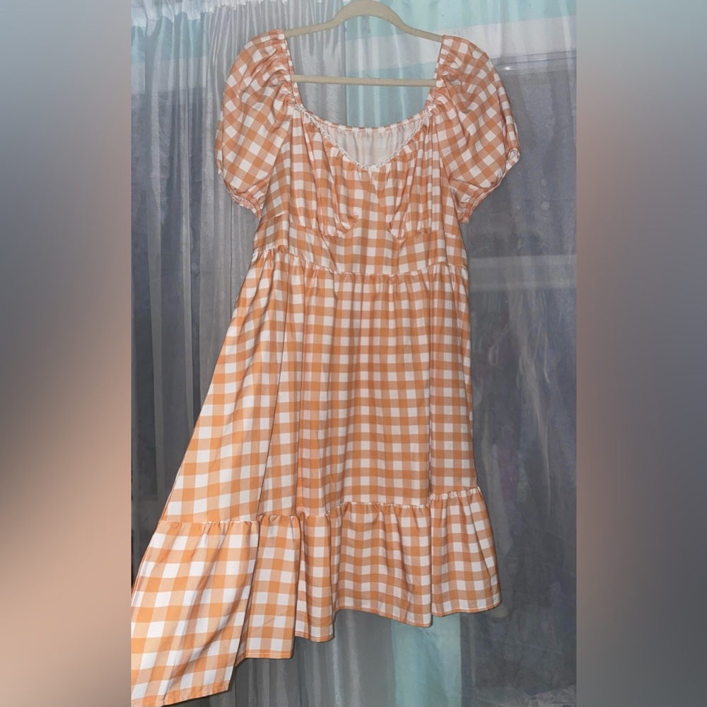 Checked Puff-Sleeve Midi Dress in Peach